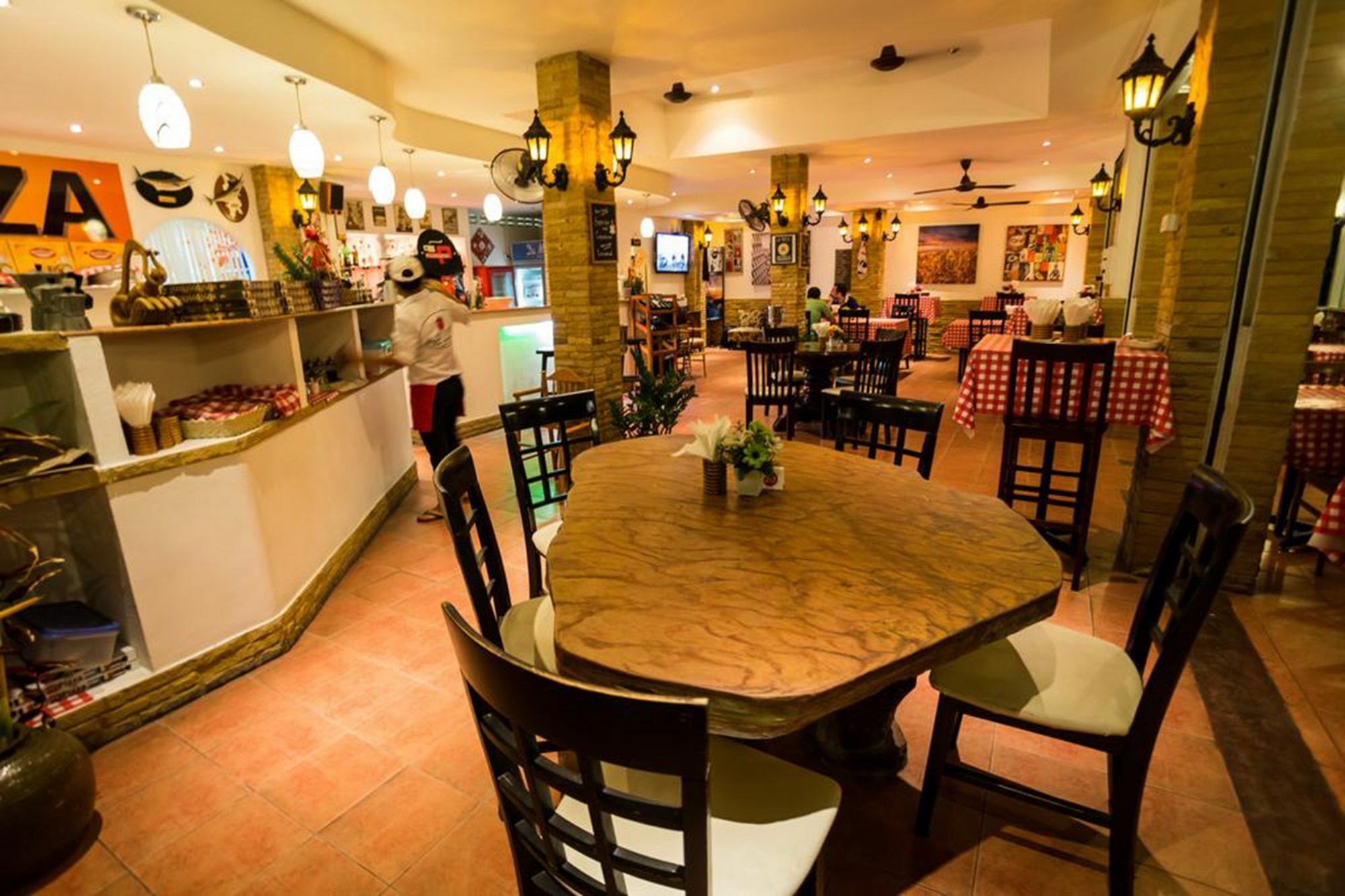 Rice Rooms And Restaurant Παραλία Κάτα Εξωτερικό φωτογραφία
